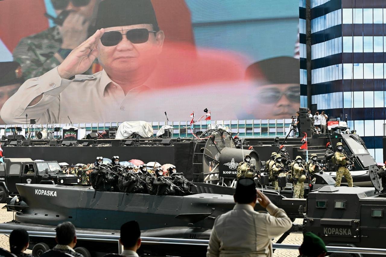 Presiden Prabowo Pimpin Upacara HUT ke-80 TNI di Monas