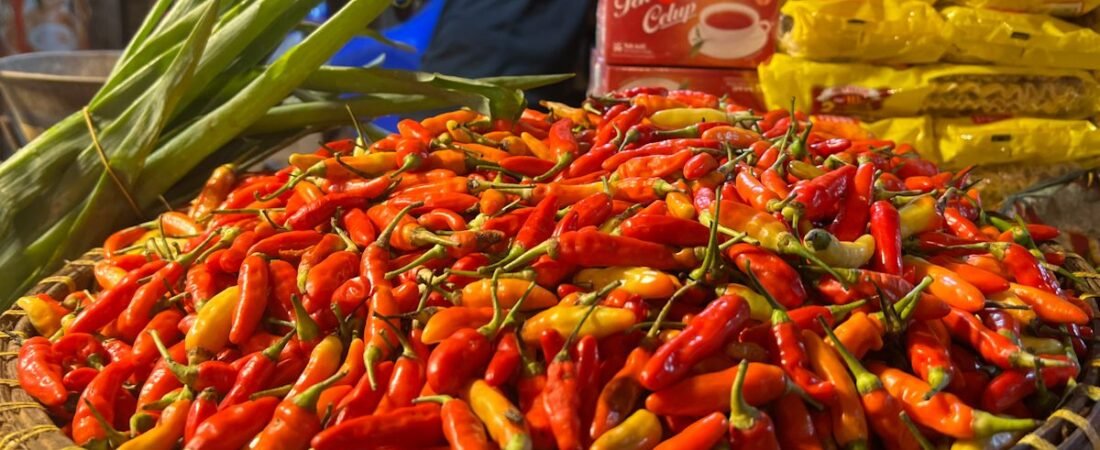 Harga Pangan Nasional Jumat Pagi: Cabai Rawit Merah Rp23.500/kg, Telur Ayam Rp28.900/kg